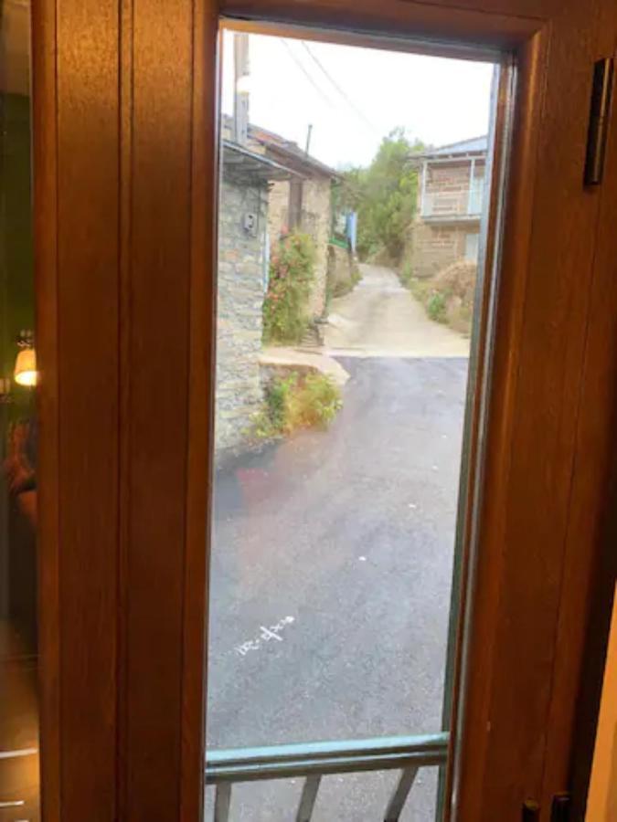 La Casa En Sanabria De 4 Y 2 Banos Cerdillo