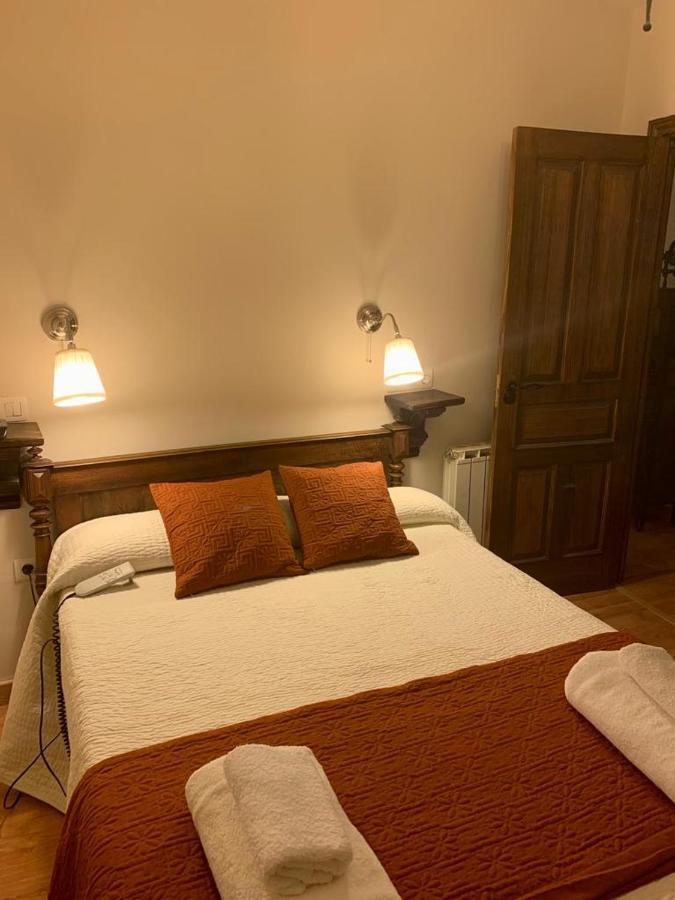 La Casa En Sanabria De 4 Y 2 Banos Hébergement de vacances Cerdillo